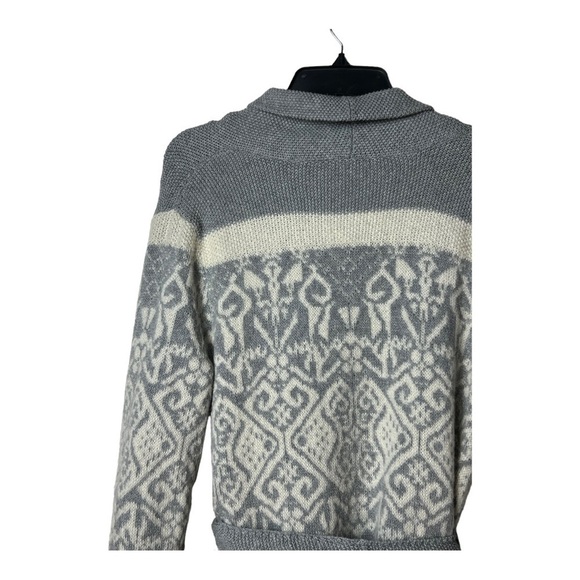 1397. ANTHROPOLOGIE BY ELOISE INTRASIA FAIR ILSE CARDIGAN/ROBE MEDIUM GRAY/CREAM - Picture 10 of 12